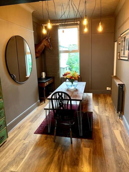 Chic Townhouse Near Tunnels Beaches Ilfracombe Zewnętrze zdjęcie